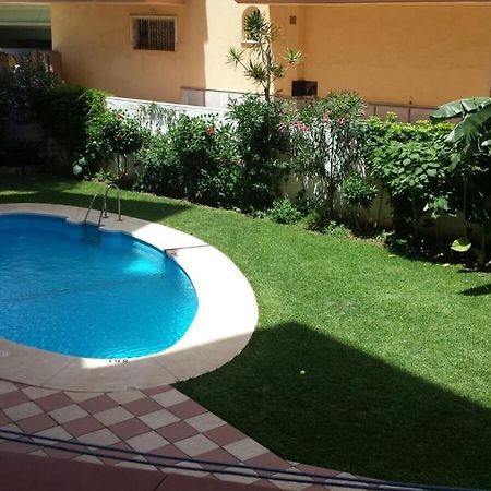Beautiful Apartment In Third Line Beach Boliches Fuengirola Exterior photo
