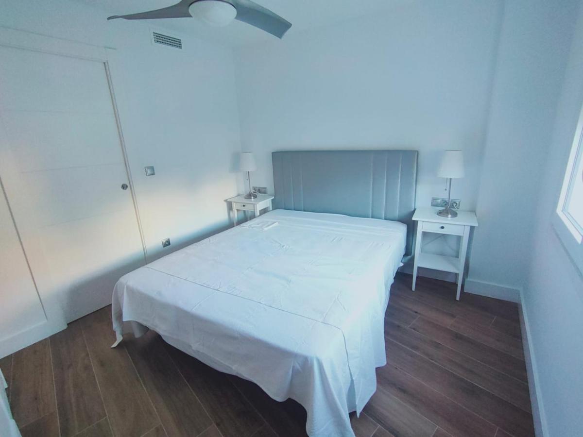 Beautiful Apartment In Third Line Beach Boliches Fuengirola Exterior photo